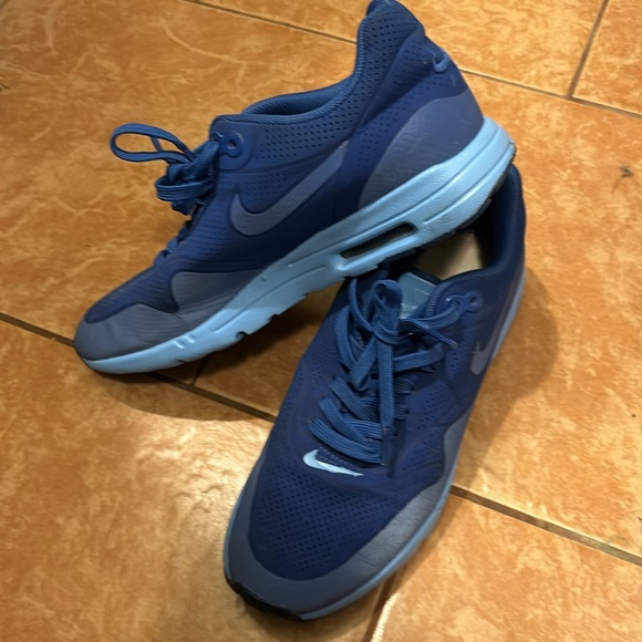 Air Max 1 - Picture 2 of 2